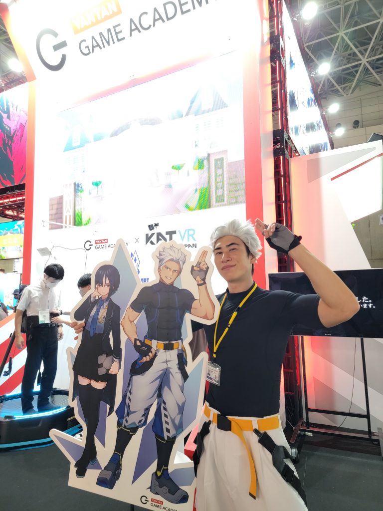 東京ゲームショウ　マッチョ