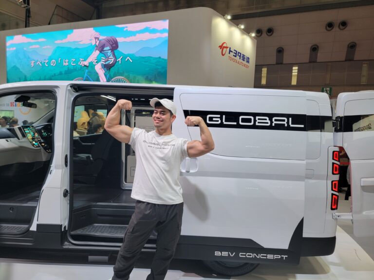 JAPAN Mobility show マッチョ　モデル