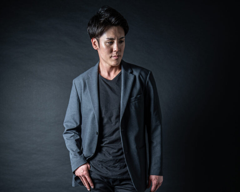三井のすずちゃんCM　キャスティング　スーツ男性