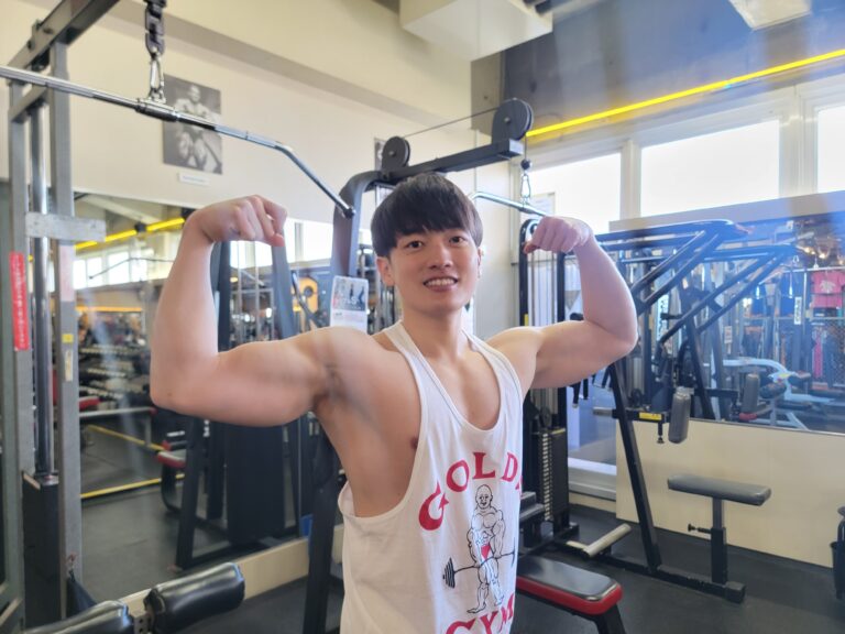 マッチョ　俳優