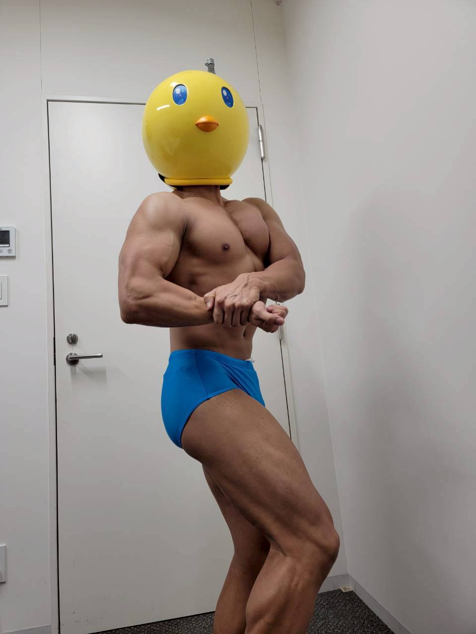 ぴえヨン　マッチョ