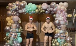 化粧品メーカー マッチョ