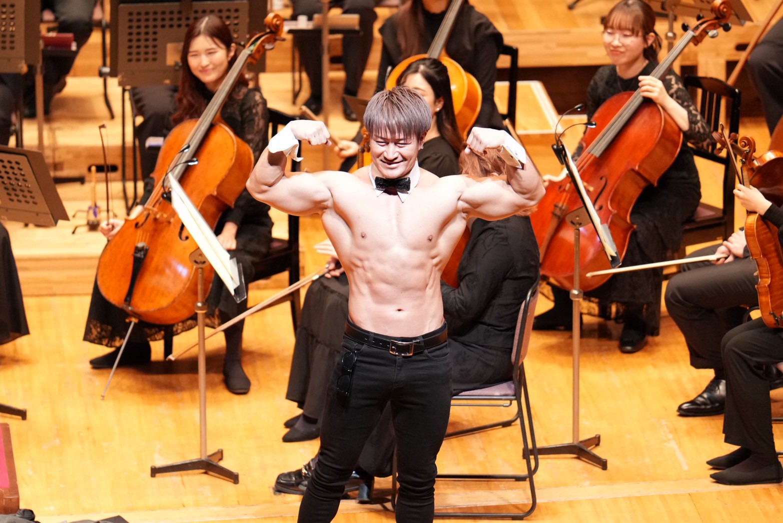 classical orchestra muscular