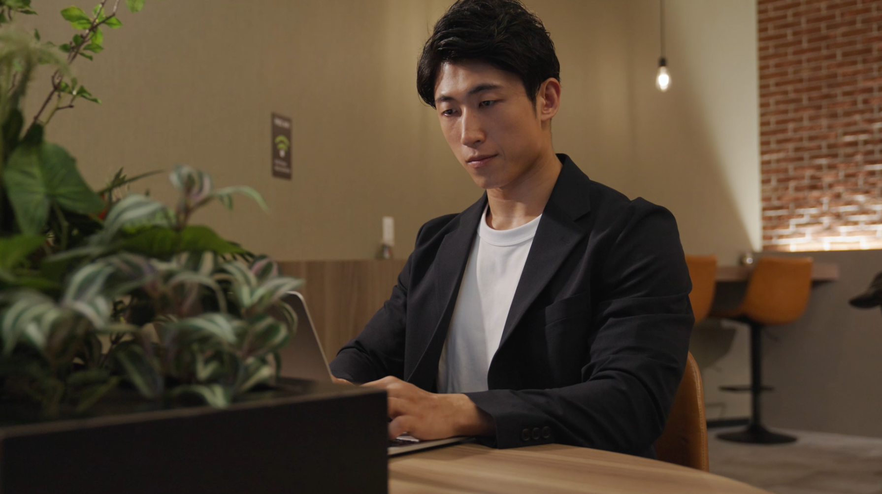 FITEASY　CMモデル