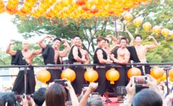 盆踊り　マッチョ