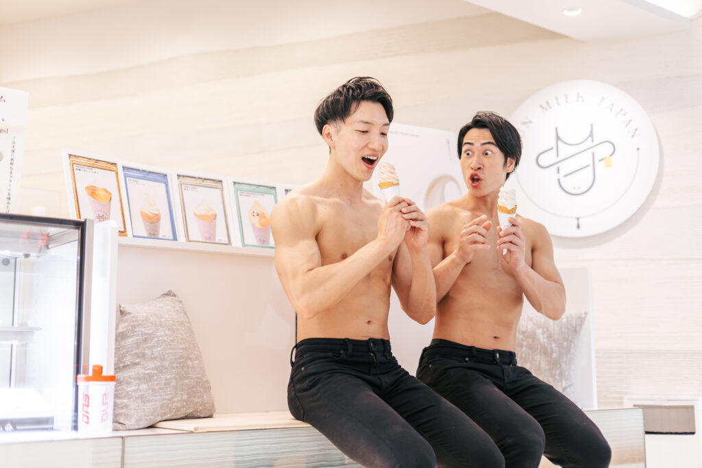 僕のソフトクリームプロテイン入りなんだのマッチョのフリー素材