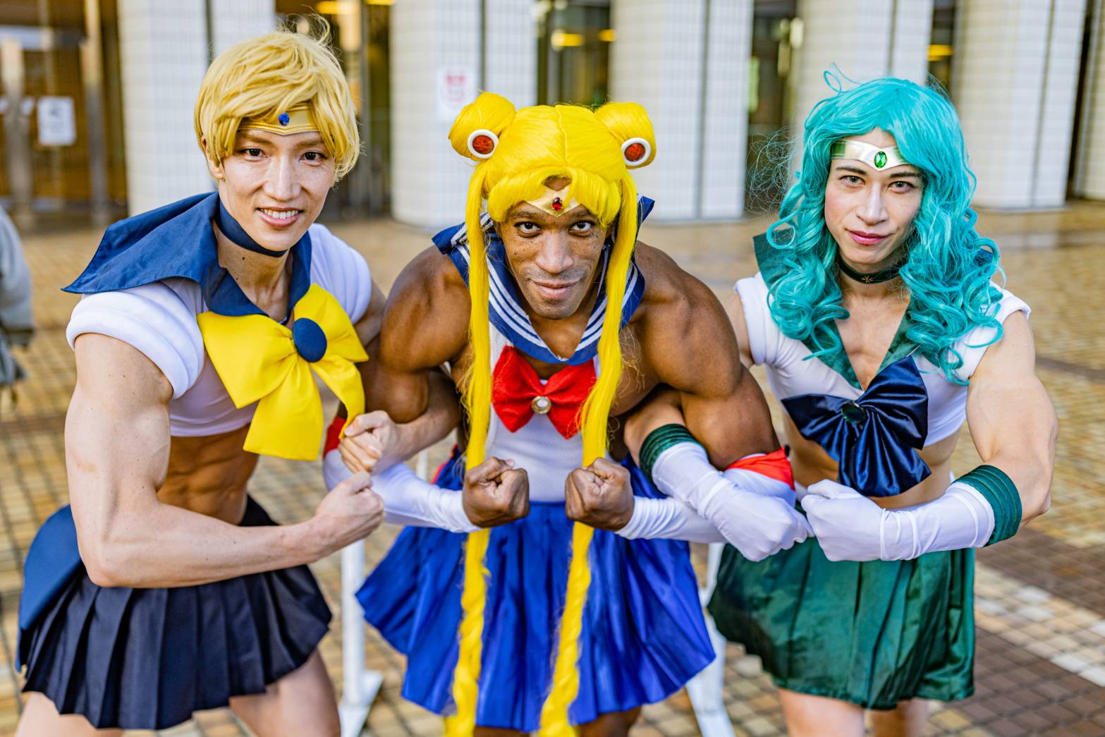 AKIHITO・SOSUKE・STEVEによる筋肉セーラー戦士のコスプレ